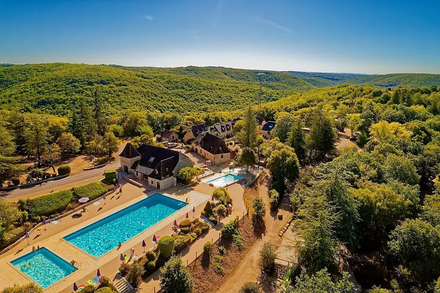 Campsite Domaine de la Paille Basse - Soulliac, Dordogne, France