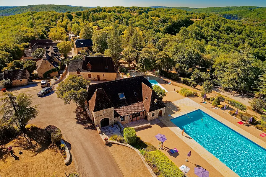 Campsite Domaine de la Paille Basse - Soulliac, Dordogne, France