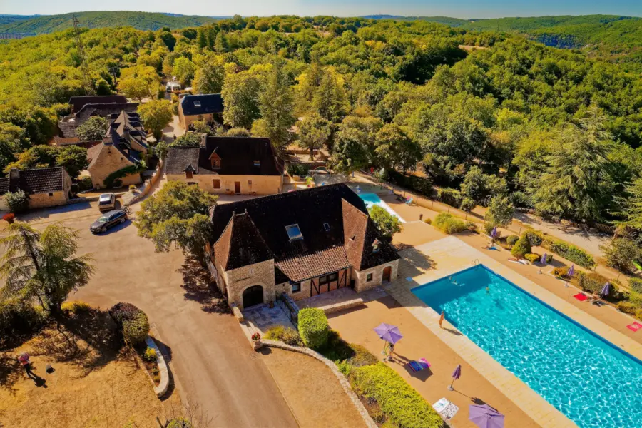 Campsite Domaine de la Paille Basse - Soulliac, Dordogne, France