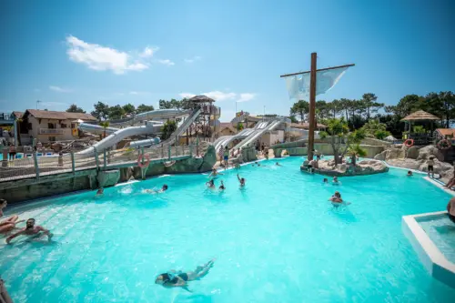 Campsite Le Vieux Port - Messanges, Nouvelle-Aquitaine, Southern France