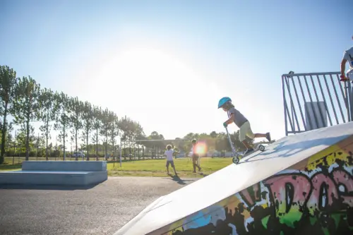 Campsite Le Vieux Port - Messanges, Nouvelle-Aquitaine, Southern France