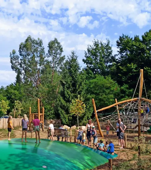 Campsite Les Charmes - Saint-André-d'Allas, Dordogne, France
